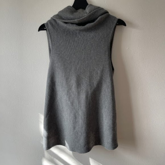 Alice + Olivia Asymmetrical Draped Wool Ribbed Knit Wrap Cardigan Vest - Picture 5 of 12